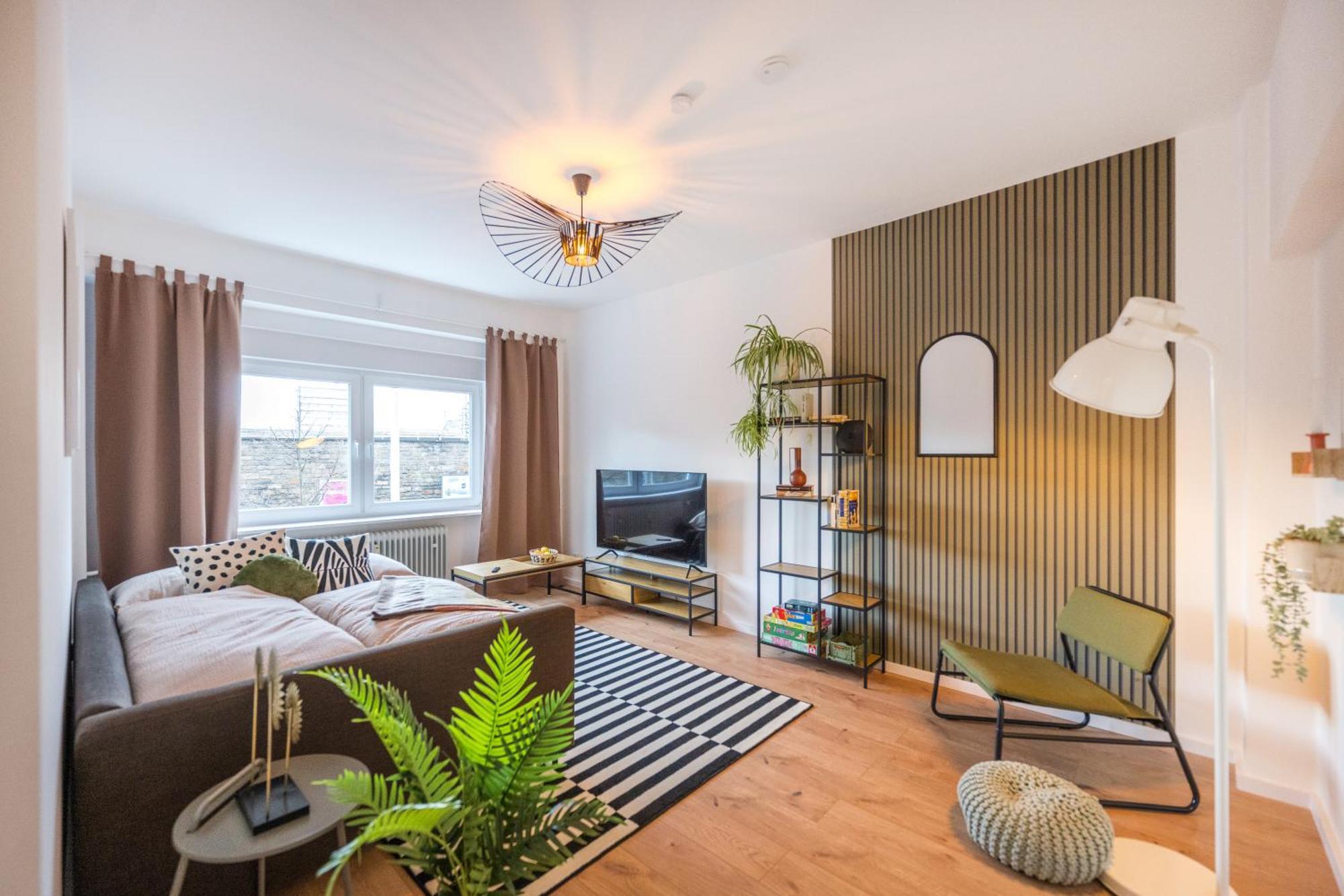 Neu: 100M² - Ideal Fuer Familien/Geschaeftsr. - Hbf Koblenz  Buitenkant foto